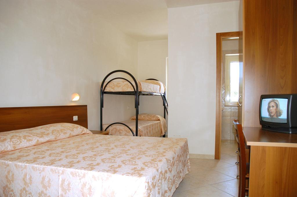 Azienda Agricola B&B Macchiaria 비에스테 객실 사진